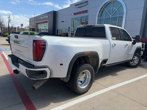 Used 2024 GMC Sierra 3500 Denali Ultimate image 3