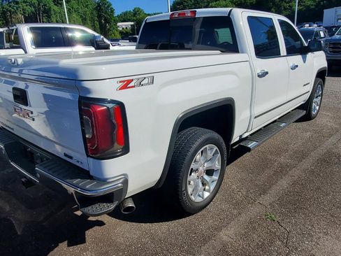Used 2018 GMC Sierra 1500 SLT AWD/4WD image 9