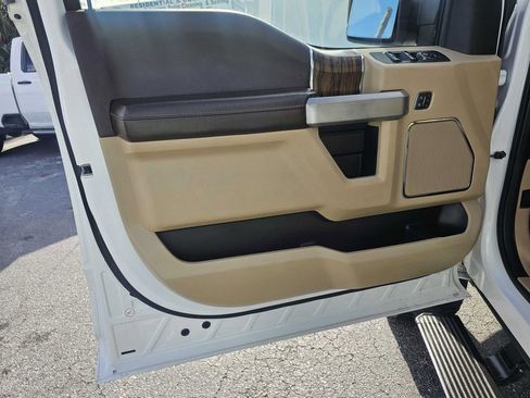 Used 2020 Ford F150 Lariat w/ Equipment Group 502A Luxury image 7