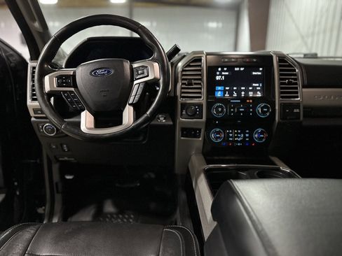 Used 2017 Ford F250 Lariat w/ Lariat Ultimate Package image 27