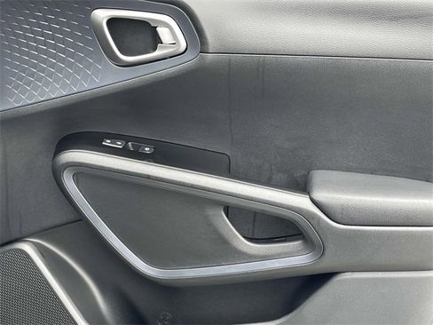 New 2025 Kia Soul EX image 12