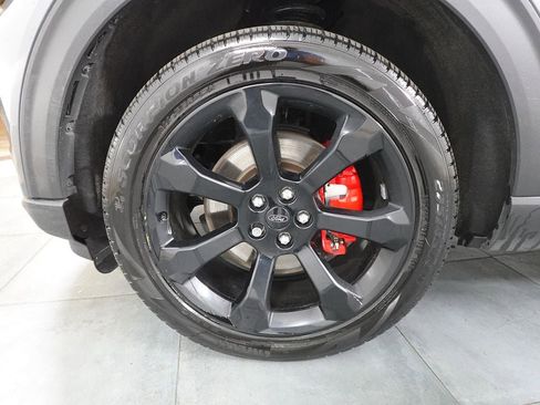 Certified 2024 Ford Explorer ST w/ Technology Package AWD/4WD image 38