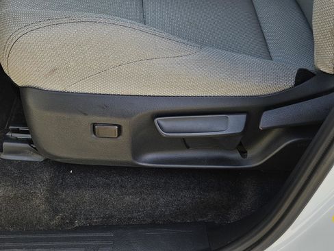 Used 2025 Toyota 4Runner SR5 image 27