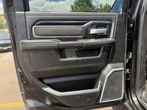 Used 2020 RAM 3500 Laramie AWD/4WD image 17