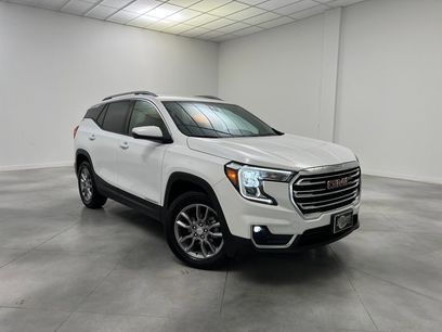 Used 2024 GMC Terrain SLT