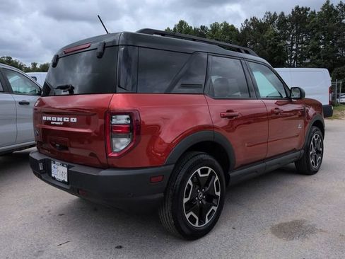 Certified 2024 Ford Bronco Sport Outer Banks w/ Tech Package AWD/4WD image 4