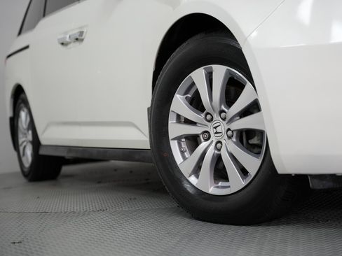 Used 2016 Honda Odyssey EX-L image 19