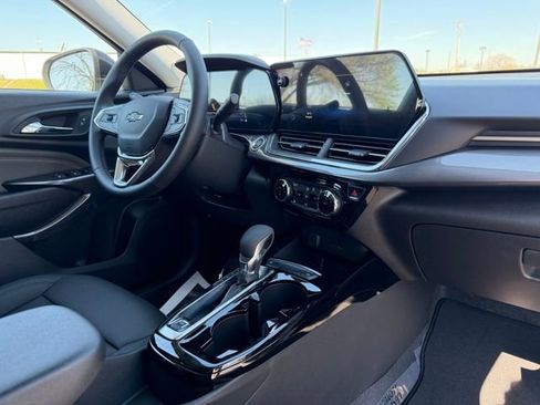 New 2026 Chevrolet Trax ACTIV w/ Driver Confidence Package FWD image 10