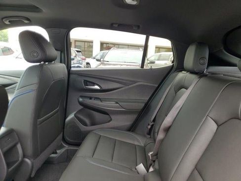 New 2026 Buick Envista Sport Touring w/ Convenience I Package FWD image 9