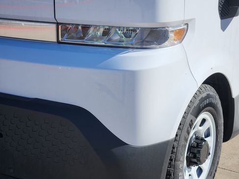 New 2025 Chevrolet Brightdrop 400 w/ Battery Pack, Max Range image 17