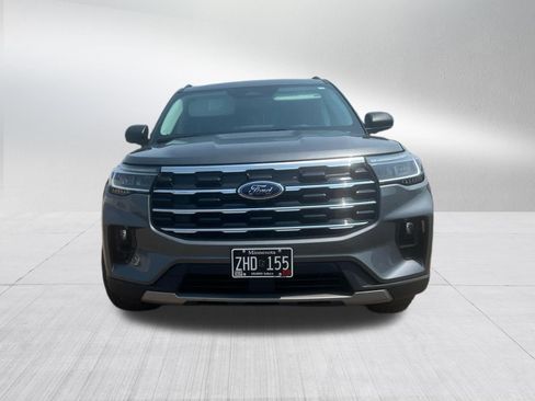 Certified 2025 Ford Explorer Active w/ Active Comfort Package AWD/4WD image 2
