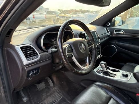 Used 2019 Jeep Grand Cherokee Summit w/ Skid Plate Group AWD/4WD image 8