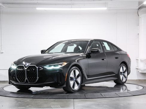 Certified 2023 BMW i4 eDrive35 w/ Premium Package RWD image 3