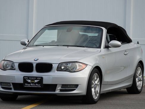 Used 2009 BMW 128i Convertible RWD image 34