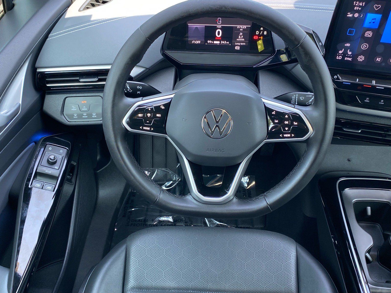 Used 2023 Volkswagen ID.4 Pro S AWD/4WD image 6