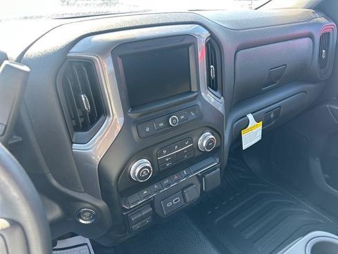 Used 2026 GMC Sierra 1500 Pro w/ Pro Value Package AWD/4WD image 8