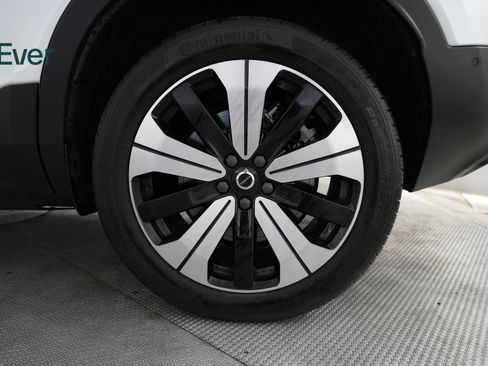 Used 2023 Volvo C40 P8 Recharge Plus AWD/4WD image 9