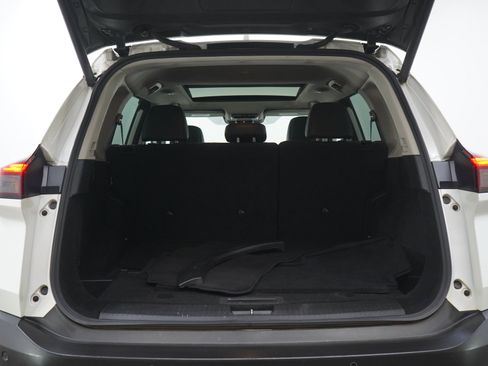 Used 2023 Nissan Rogue SL w/ SL Premium Package AWD/4WD image 18