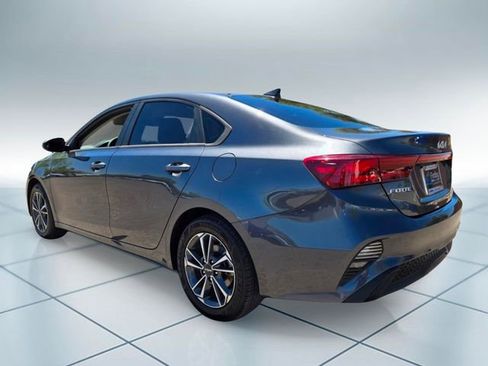Used 2023 Kia Forte LXS FWD image 8