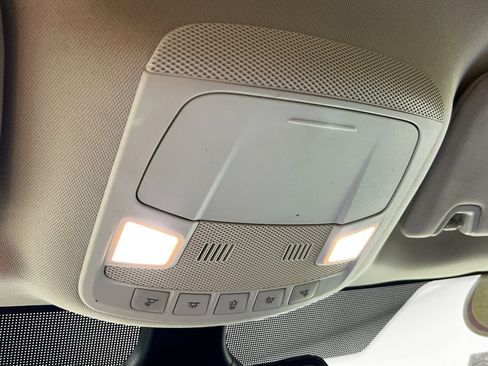 Used 2023 Ford Edge SEL image 22