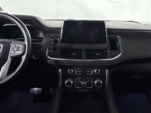 Used 2022 GMC Yukon SLT w/ SLT Luxury Package image 26