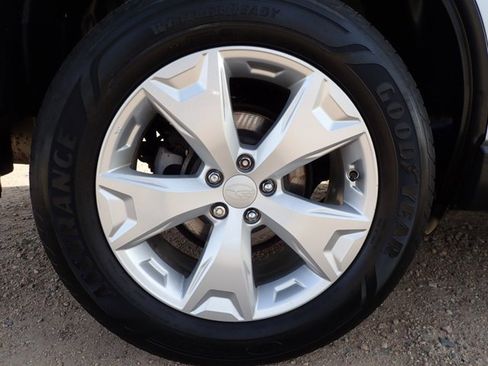 Used 2015 Subaru Forester 2.5i Premium image 7