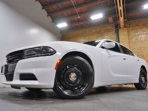 Used 2019 Dodge Charger Police w/ Street Appearance Group AWD/4WD image 3