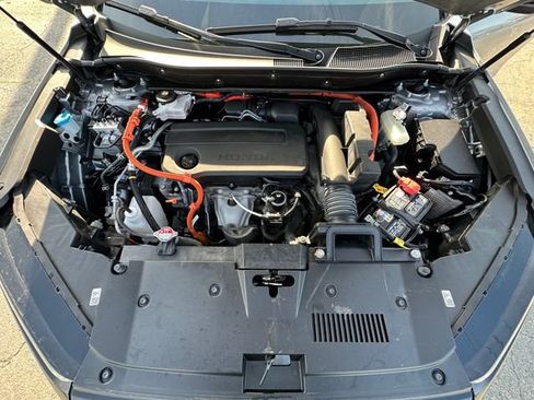 Used 2024 Honda CR-V Sport Touring image 31