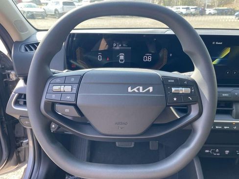 New 2026 Kia K4 LXS image 11