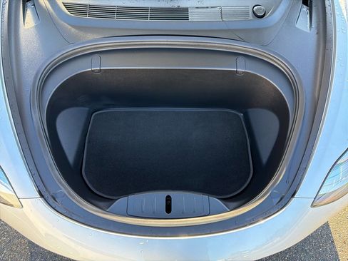 Used 2018 Tesla Model 3 Long Range image 14