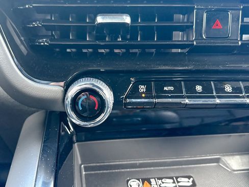 New 2026 Chevrolet Suburban High Country image 59