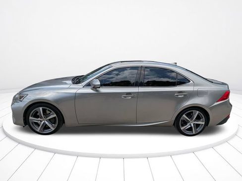 Used 2018 Lexus IS 300 w/ Premium Package RWD image 7