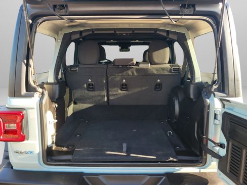 Used 2024 Jeep Wrangler Unlimited Rubicon 4xe w/ Technology Group image 62