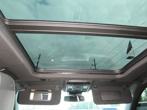 Used 2023 GMC Yukon Denali w/ LPO, Floor Liner Package AWD/4WD image 22