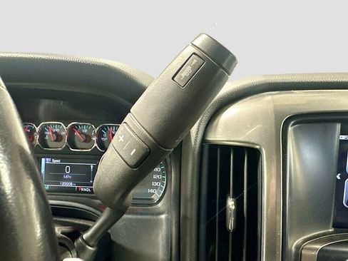 Used 2019 Chevrolet Silverado 1500 LT w/ All Star Edition image 18