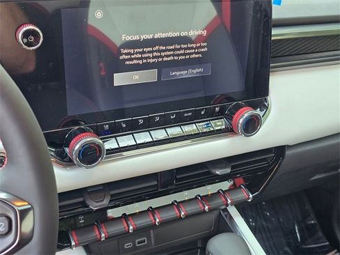 New 2025 GMC Canyon AT4 w/ AT4X Package image 25