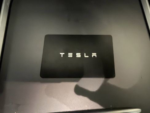 Used 2023 Tesla Model 3 Performance image 16