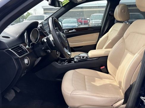 Used 2019 Mercedes-Benz GLS 450 4MATIC w/ Premium 1 Package image 12
