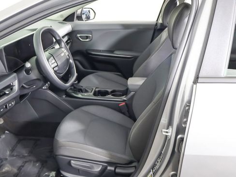 Used 2025 Kia K4 FWD image 29