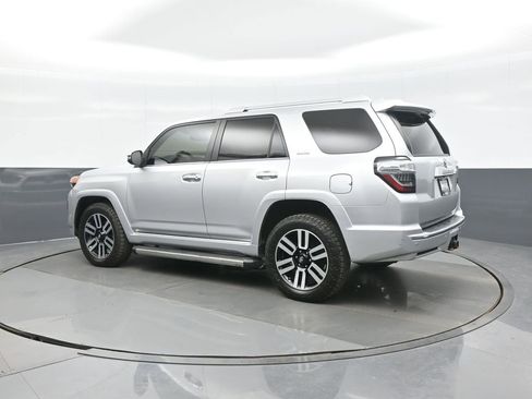 Used 2015 Toyota 4Runner Limited image 5