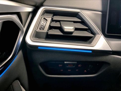 Used 2023 BMW i4 eDrive35 image 34