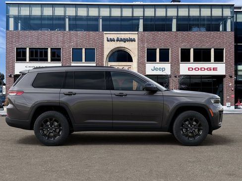 New 2026 Jeep Grand Cherokee L 4WD image 21