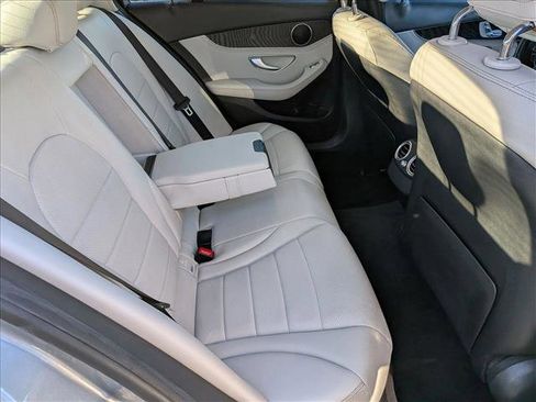 Used 2016 Mercedes-Benz C 300 4MATIC Sedan image 18