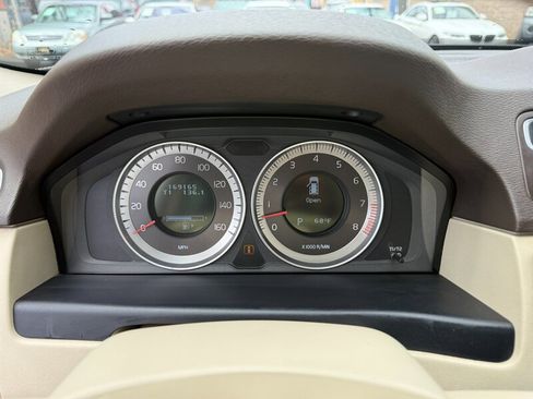 Used 2012 Volvo XC70 T6 Premier Plus image 18