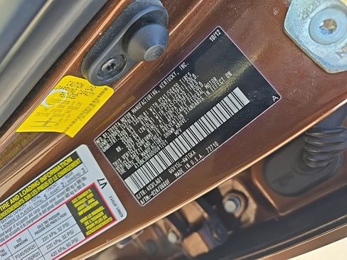 Used 2013 Toyota Venza XLE w/ Tow Prep Pkg AWD/4WD image 11