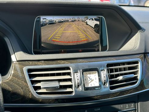 Used 2016 Mercedes-Benz E 400 E 400 Sedan 4D image 40