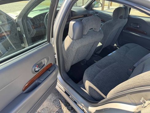 Used 2005 Buick Le Sabre Custom image 13