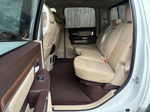 Used 2014 RAM 3500 Laramie w/ Convenience Group image 13