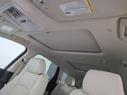 Used 2023 Buick Enclave Avenir w/ Avenir Technology Package image 25
