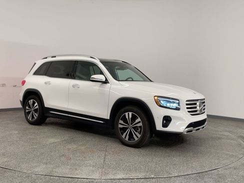 Certified 2026 Mercedes-Benz GLB 250 image 7